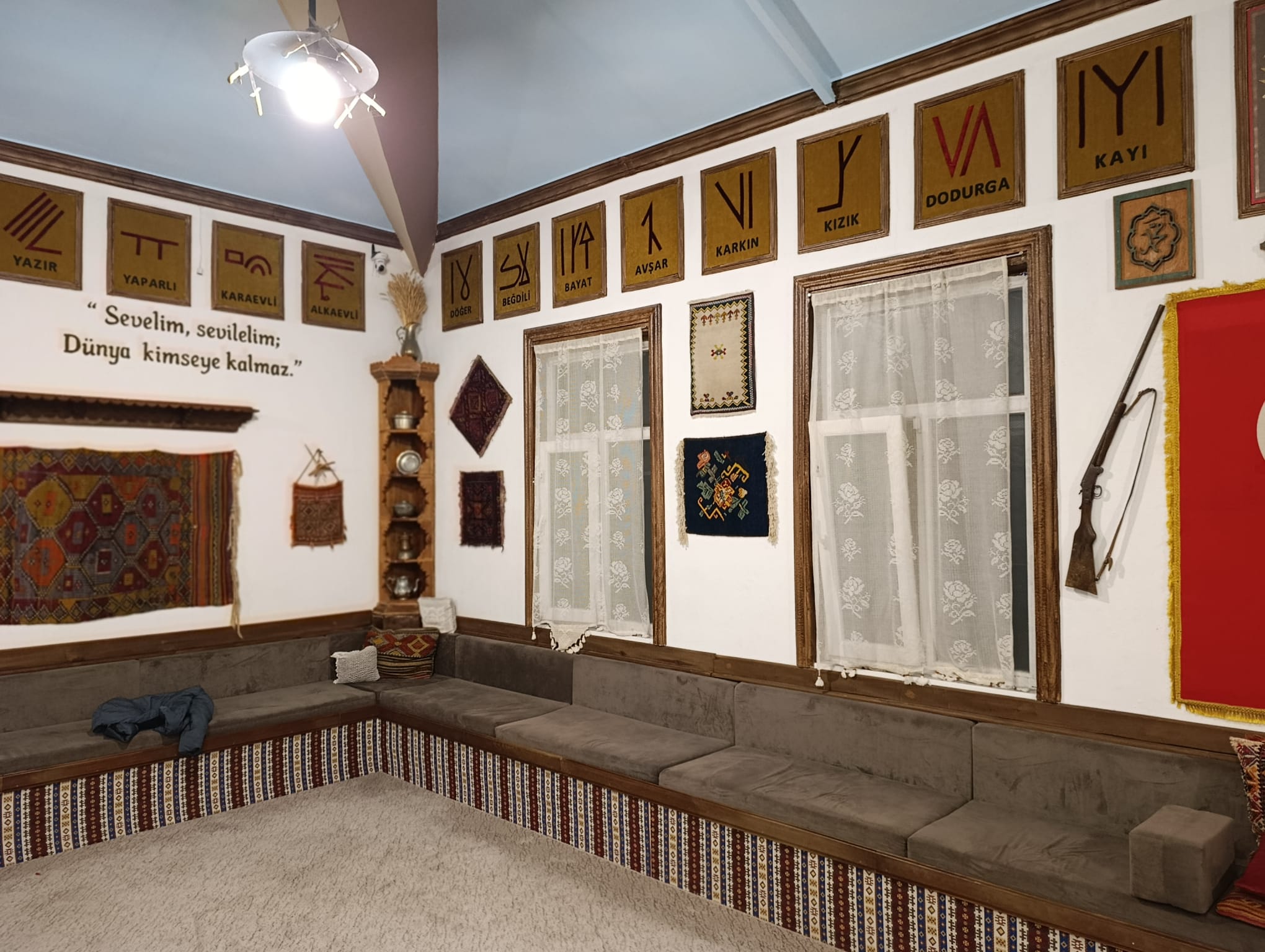 24 Oğuz Boyu Damgaları